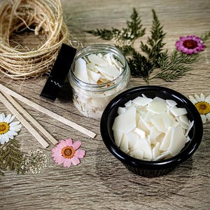 Glyceryl Stearate - Emulsifier.  Soap Supplies, Craft Supplies, Wax. DIY Cosmetic Ingredient