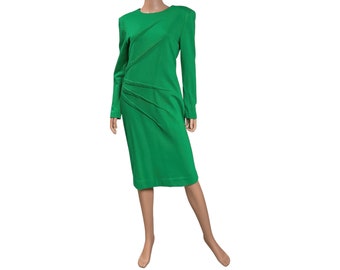 1980s Albert Nipon Boutique Bold Green Vintage Long Sleeve Gathered Fitted Wool Blend Midi Length Made In USA Dress Size 8