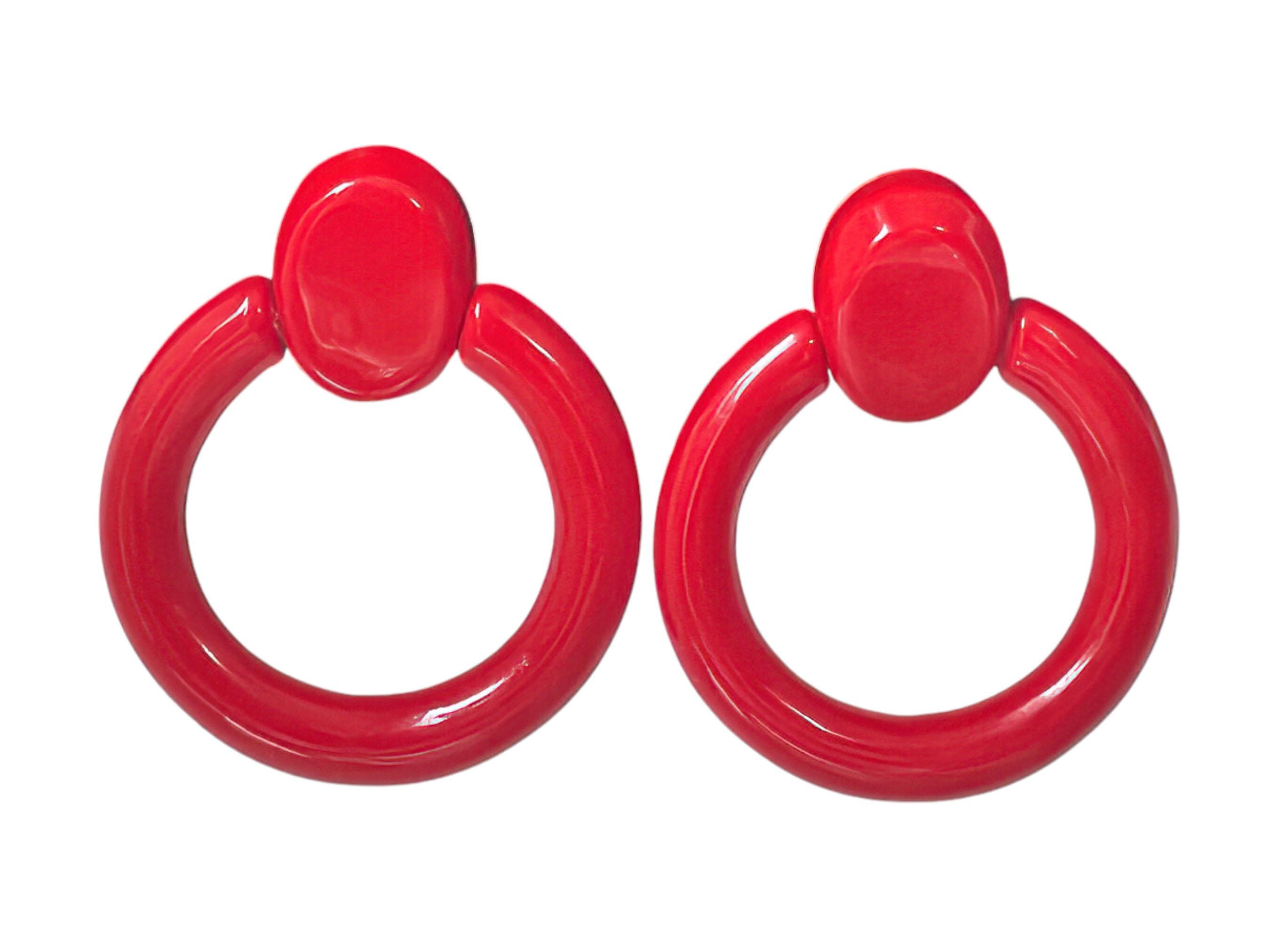 1980s Rote Lucite Kunststoff Runde Türklopfer Vintage Ohrclips