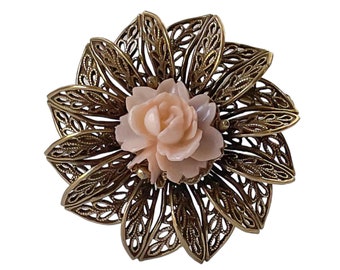 1960s Gold Plated Leaves Molded Pale Pink Celluloid Center Vintage Edwardian Style Round Pin Brooch