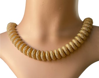 1980s Textured Gold Plated Nugget Links Vintage Sculptural Hidden Clasp Heavy Statement Couture Collar Choker Necklace