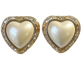 1990s Joan Rivers Gold Plate White Rhinestones Faux Pearl Vintage Heart Shape Design Sweetheart Figural Clip On Earrings