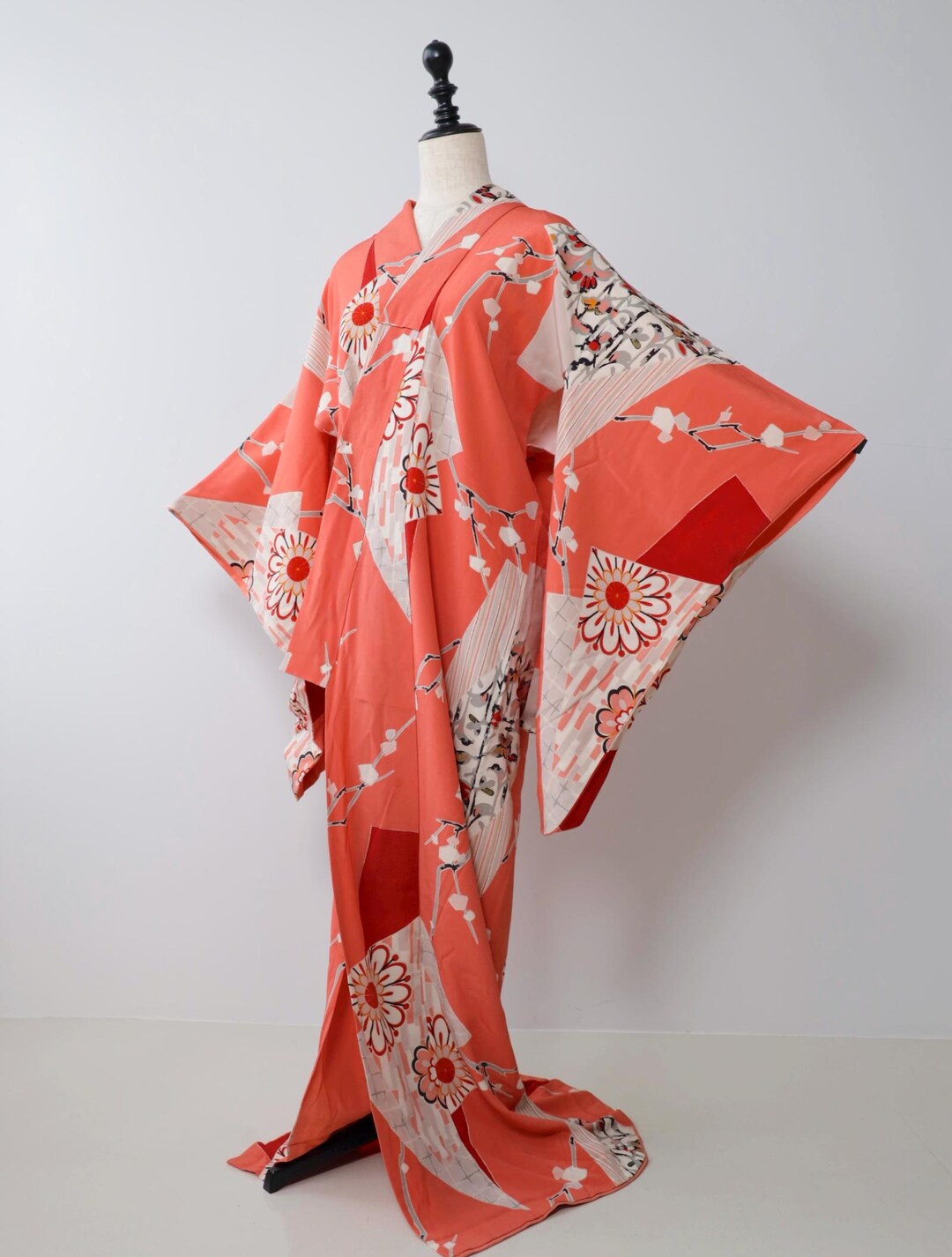 Vintage 70s 80s Pink Red Silk Geometric Komon Showa Kimono 12 M