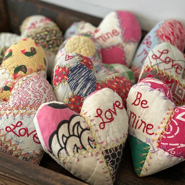 Valentine Hearts~ Conversation Hearts~Lavender Sachet~Bowl Fillers~ Handmade Antique  Quilt~( 1 sachet)