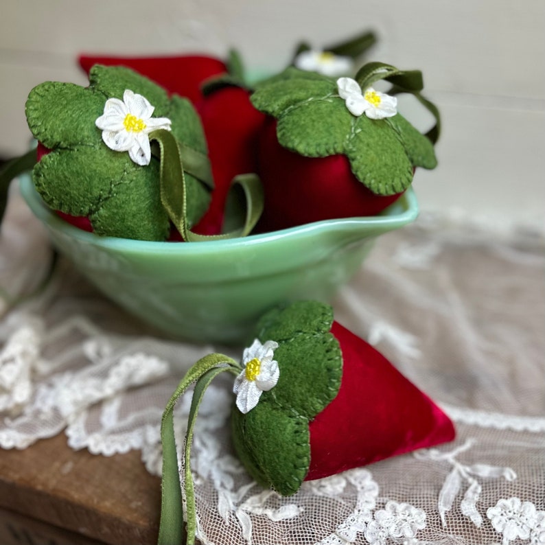 Silk Velvet Strawberry Pin-Keep /Pincushion Bowl Filler Strawberry Ornament image 1