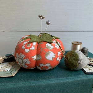 Tomato Pincushion ~Vintage Textile Pin Keep~ Traditional Pincushion