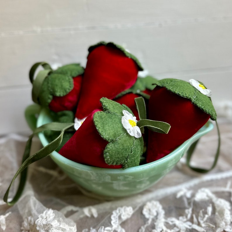 Silk Velvet Strawberry Pin-Keep /Pincushion Bowl Filler Strawberry Ornament image 3