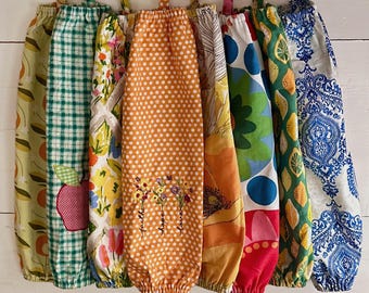 Fabric Grocery Bag Holder| Plastic Bag Dispenser for Kitchen | Eco Friendly Housewarming Gift Organizer