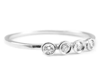 4 diamenty srebrny pierścionek, diament srebrny pierścionek, diamentowy pierścionek, srebrny pierścionek zaręczynowy