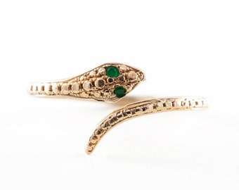 14K Solid Gold Snake Ring, Pinky Ring, Green Emerald, White diamonds Nature Inspire Jewelry, Stacking Gold Ring, Ring With Color Stones