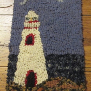 15% OFF Beginner LIGHTHOUSE  Primitive Rug Hooking Kit with #8 Cut Wool Strips