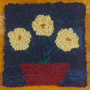 Pot of Posies Complete Beginner Primitive Rug Hooking Kit With #6 Cut ...