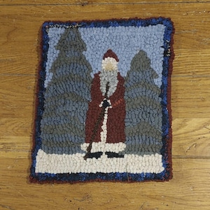 Sale: Old time Santa Primitive Rug Hooking Kit with #8 cut wool fabric strips image 1