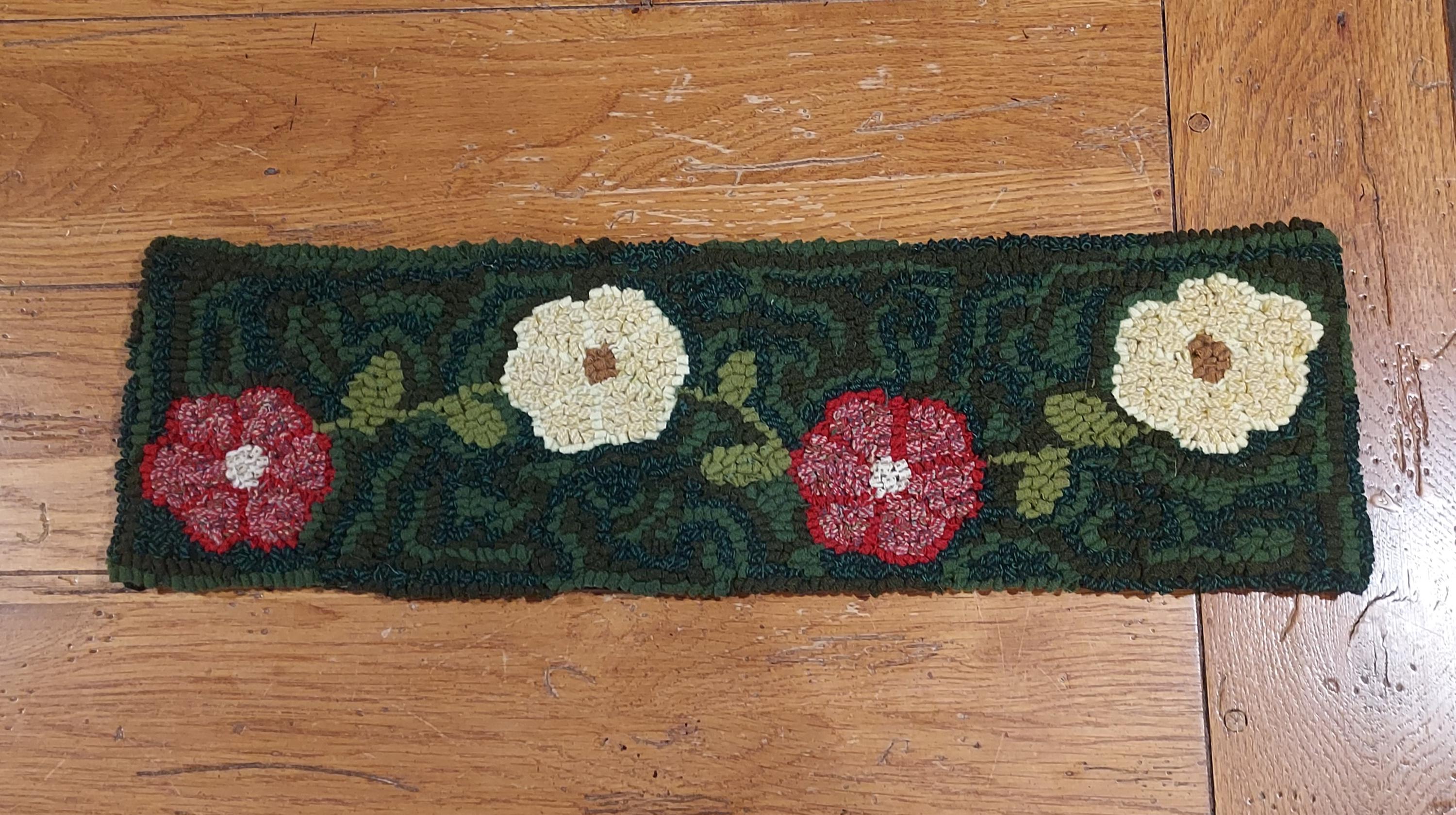 Flowers Garland Runner Primitive Rug Hooking Kit With #8 Cut Wool ...