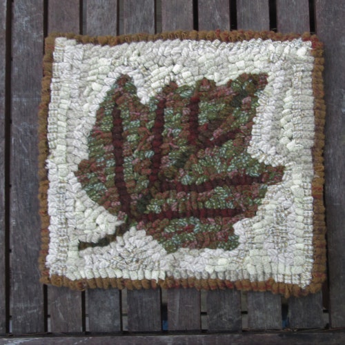 Beginner rose Primitive Rug Hooking Kit With 8 - Etsy