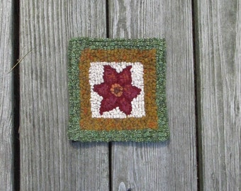 Complete Beginner Flower Primitive Rug Hooking Kit with #6  Cut Wool Strips & Moshimer Rug Hook   (not latch hook)