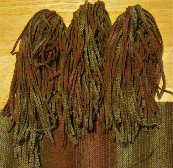 8 Great Ombre Stripes 200 Rug Hooking or Punch Needle Wool Fabric Strips #4 cut