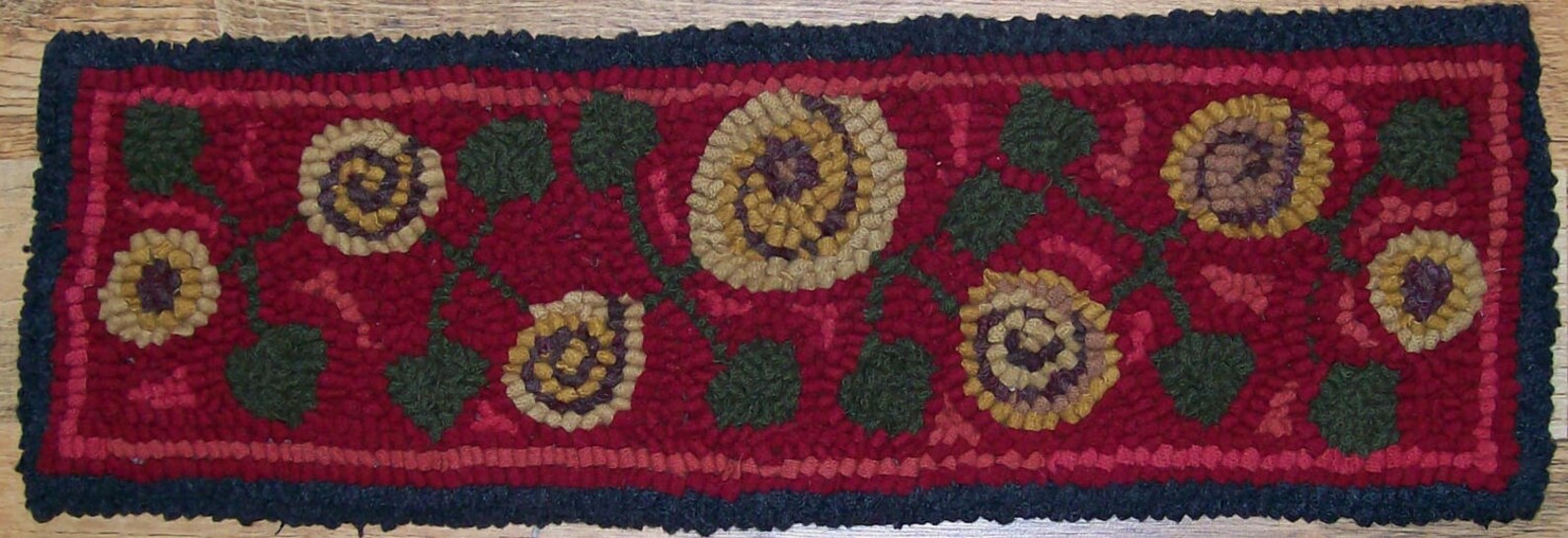 Antique Posies Runner II Complete Primitive Rug Hooking Kit With 8 Cut ...