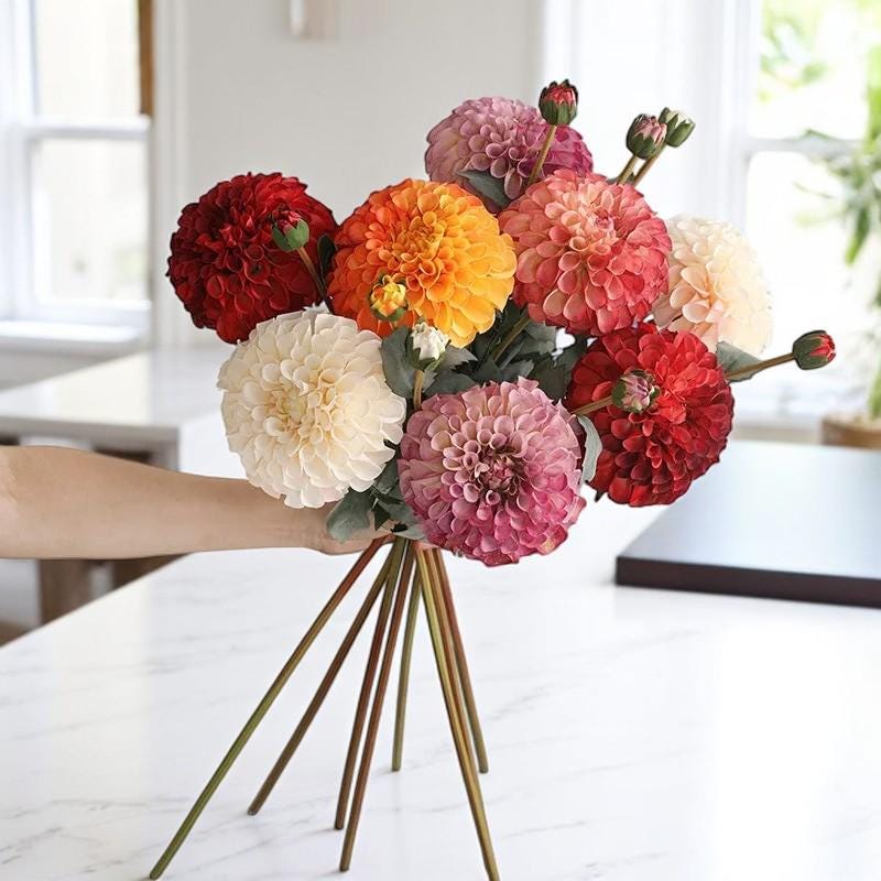2 Composizioni Di Fiori Artificiali In Vaso - Rose Rosse Per Decorazione Funeraria, Cimitero O Commemorazione - Altezza Vaso 25 Cm