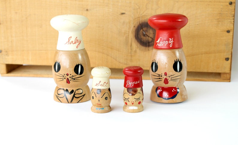 Vintage Wood Salt Pepper Shaker Chefs Salty Peppy Cats His Etsy