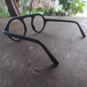 Lunettes en corne de buffle personnalisées | Monture de lunettes naturelle faite main | Cadeau de luxe unique et respectueux de l&#39;environnement »**