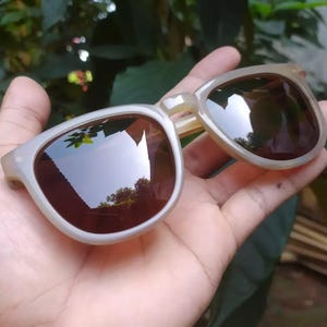 Custom Buffalo Horn Glasses: Handmade Eco-Friendly Eyewear