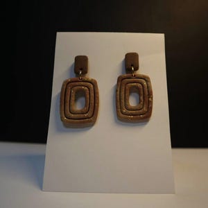 Polymer clay earrings – Geometric design with gold sparkles