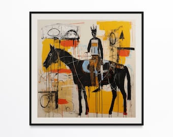Op de afbeelding: Abstracte kunstprint met een zwart paard met een ruiter, tegen een achtergrond van gele, oranje en crèmekleurige tinten. Het kunstwerk heeft een moderne, expressieve stijl met gedurfde penseelstreken en een textuur. De print is ingelijst in een zwarte lijst.