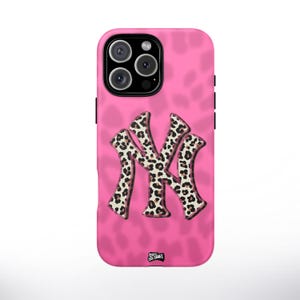 ピンクのニューヨークヒョウ柄タフフォンケース、iPhone 15/14/13/12/11 Pro Max& Samsung S23/S22/S21 Ultra用耐久性保護カバー、Y2K