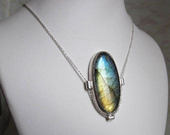 Silver Labradorite Necklace- Metal Work
