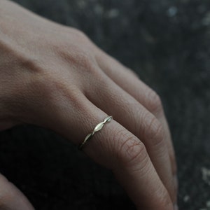 Laurel Laurier in 18kt Rose or Yellow gold ring image 6