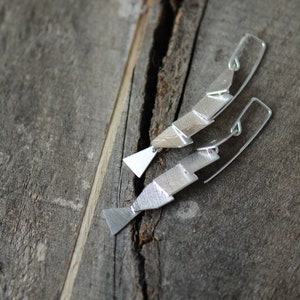 Articulate 5 Segment Silver Fish Earrings image 7