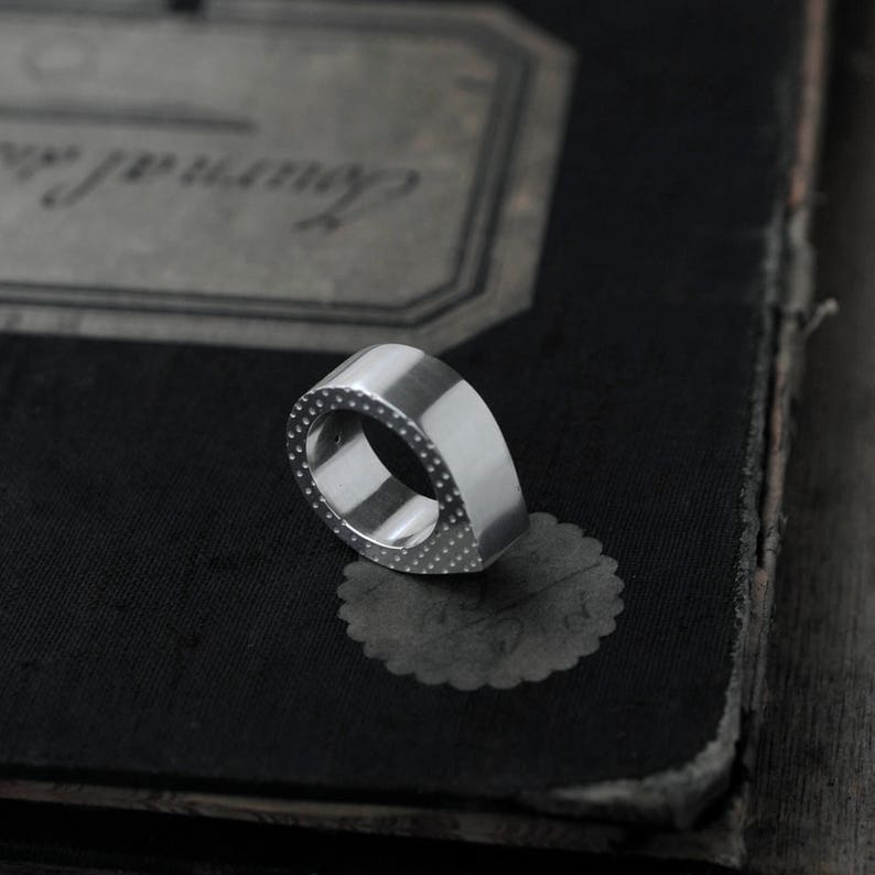 Hollow Droplet chunky silver ring image 4