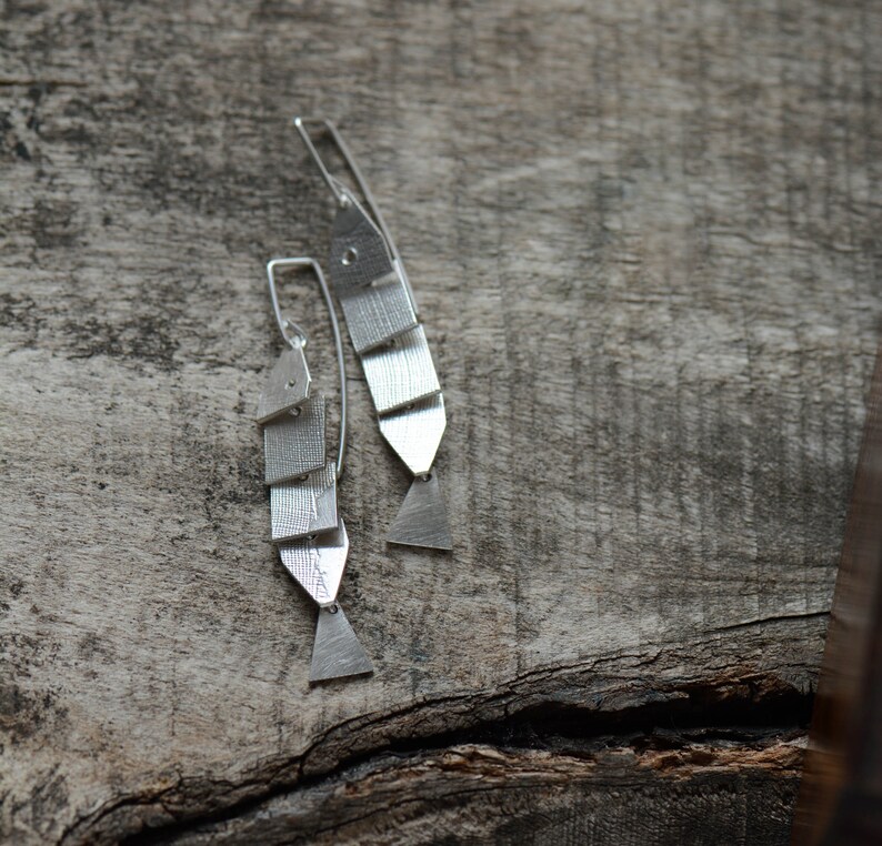 Articulate 5 Segment Silver Fish Earrings image 9