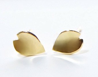 18K Gold Cherry Blossom Petal Earrings, Rose Yellow Solid Gold, Japanese Jewelry, Simple Minimal Studs Birthday Gift