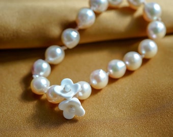 Japanese Akoya Baroque Pearl Stretch Bracelet, Dainty Jewelry Gift for Wedding, Bride, Classic Bracelet