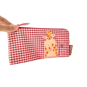 Gingham Cat Pencil Case – Cute Zipper Pouch for Stationery, Checkered Fabric Cat Gift, Back to School Supplies Organizer
