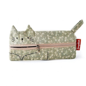 Japanese Dragonfly Fabric Cat Pencil Case – Handmade Cat Zipper Pouch – Kawaii Stationery Bag for Cat Lovers & Japan Gift Fans