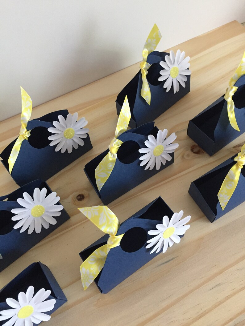 Daisy Party Favors Qty 15 Navy Favor Boxes Tote Favor Bag Etsy