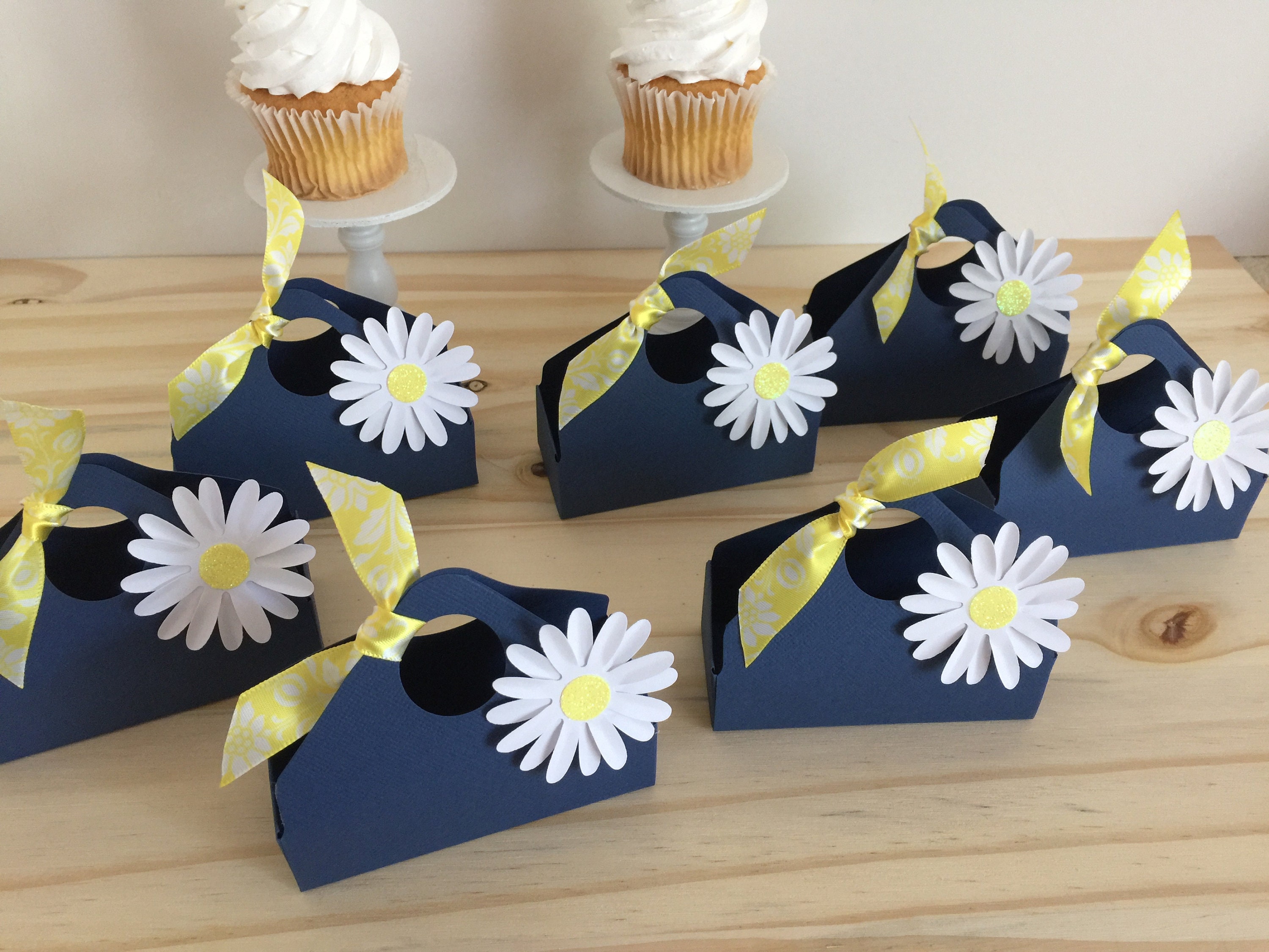 Daisy Party Favors Qty 15 Navy Favor Boxes Tote Favor Bag Etsy