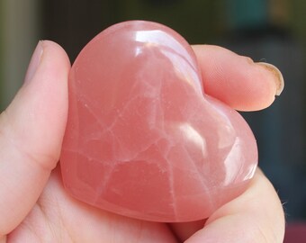 225.4gr Natural Pink Calcite Heart Bowl 11.1x12.5x1.5cm From Pakistan