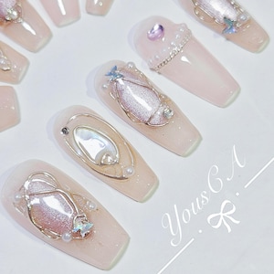 Magic Mirror Pure Handmade Press-on Cat Eye Nails – Detachable Luxury New Design, Brightening & Elegant