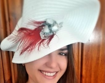Ladies Kentucky derby white & burgundy wedding fascinator with wine feather High tea hat MOB  hat  church hat Ascot hat #kyderby