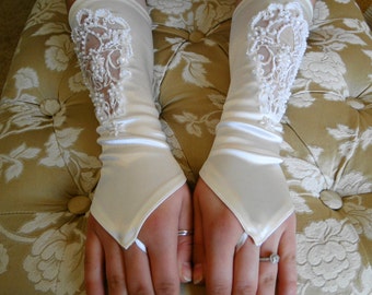 Bridal fingerless gloves gauntlets beaded lace inset satin 1960 elbow white ivory sweet lolita