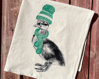 Holiday Duck Tea Towel, Duck Towel, Christmas Tea Towel, Holiday Towel, Baby Duck
