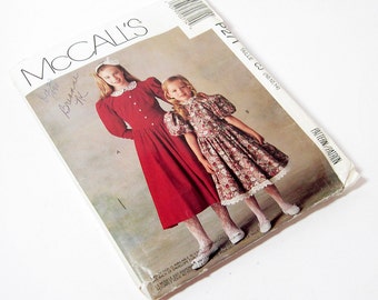 Girls Dress Pattern with Eyelet Underliner Option McCalls P271