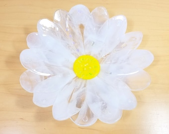 Fused Glass white daisy bowl with yellow center and dichroic accents / 16-petaled daisy bowl