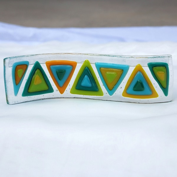 Curvy Photo Holder - turquoise-jade-spring green-yellow triangles