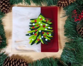 Square Christmas tree plate, serving plate, cookie plate, festive and cheerful fused glass Christmas tree, various sizes