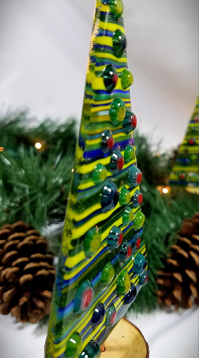 Whimsical fused glass Christmas trees on natural wood bases, version 2.0 image 8
